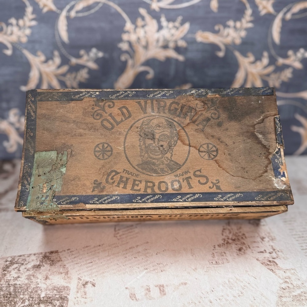 Antique Old Virginia Cheroots Wooden Cigar Box P. Lorillard Early 1900s